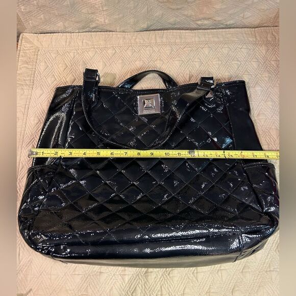 Kenneth Cole Reaction purse - Picture 6 of 7